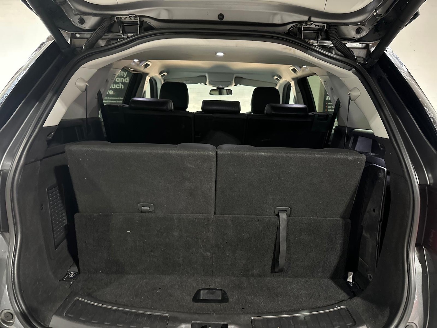 Used Land Rover Discovery Sport 2015 for sale - 76322571: Photo 11