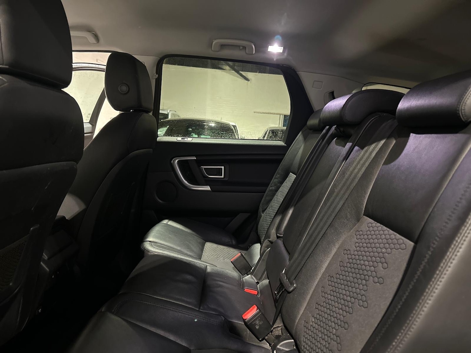 Used Land Rover Discovery Sport 2015 for sale - 76322571: Photo 13