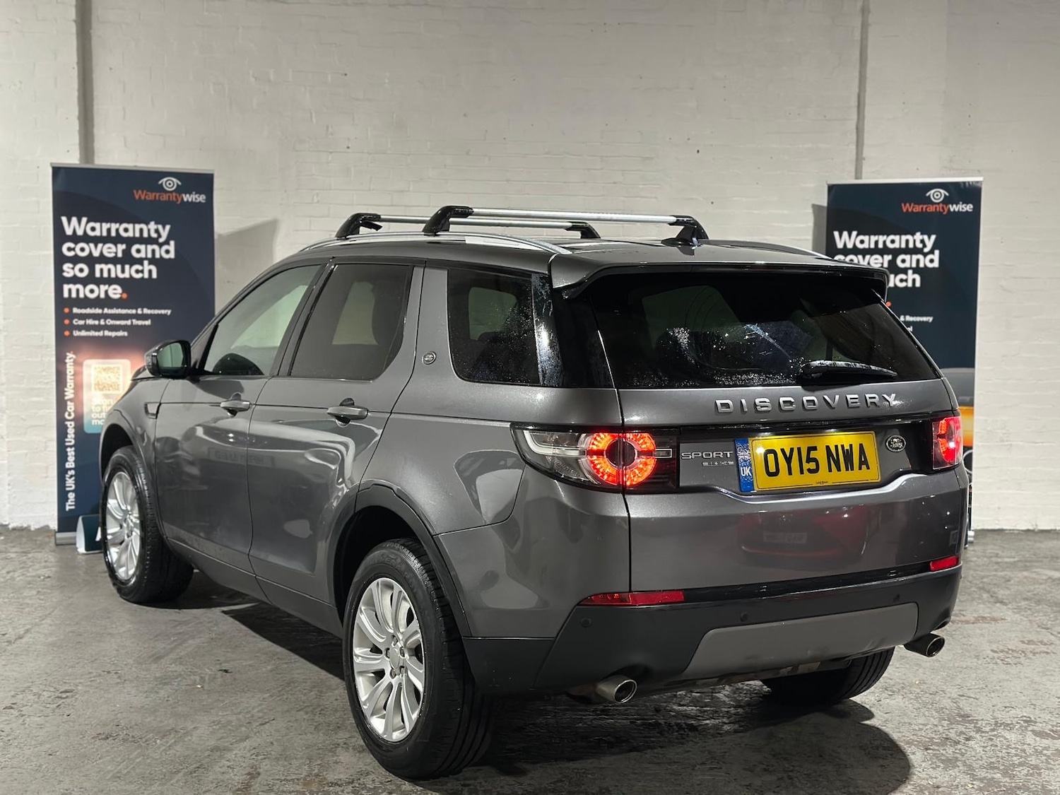 Used Land Rover Discovery Sport 2015 for sale - 76322571: Photo 5