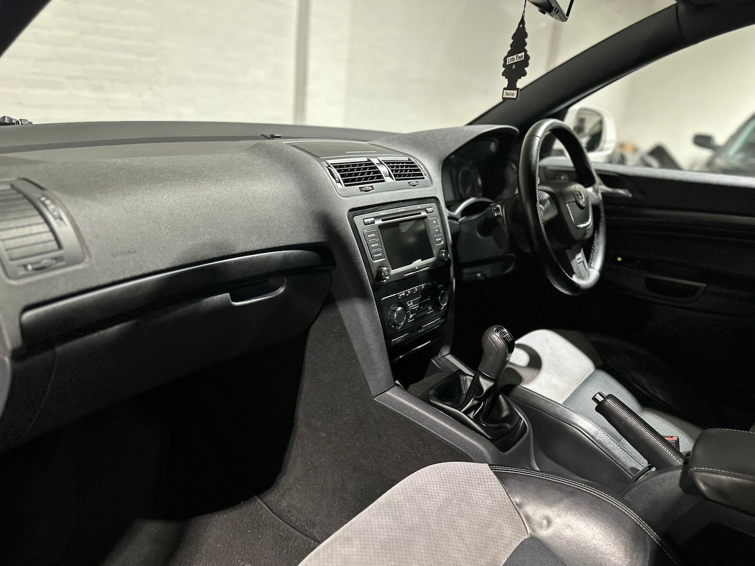 Used Skoda Octavia 2012 for sale - 77365635: Photo 14