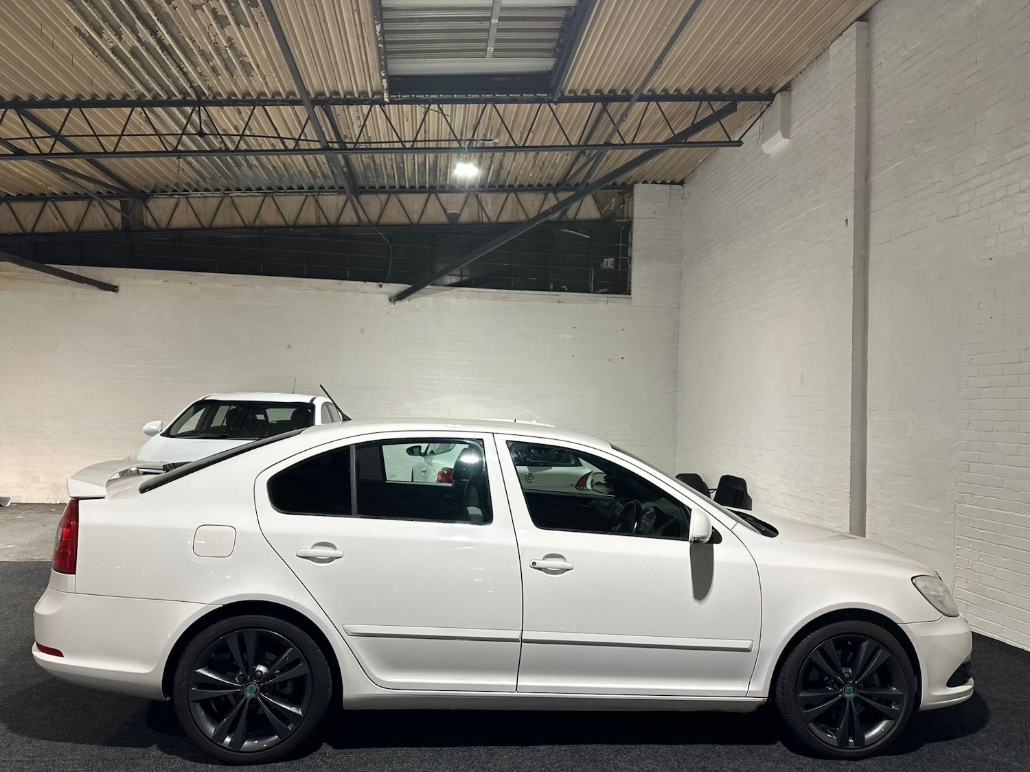 Used Skoda Octavia 2012 for sale - 77365635: Photo 2