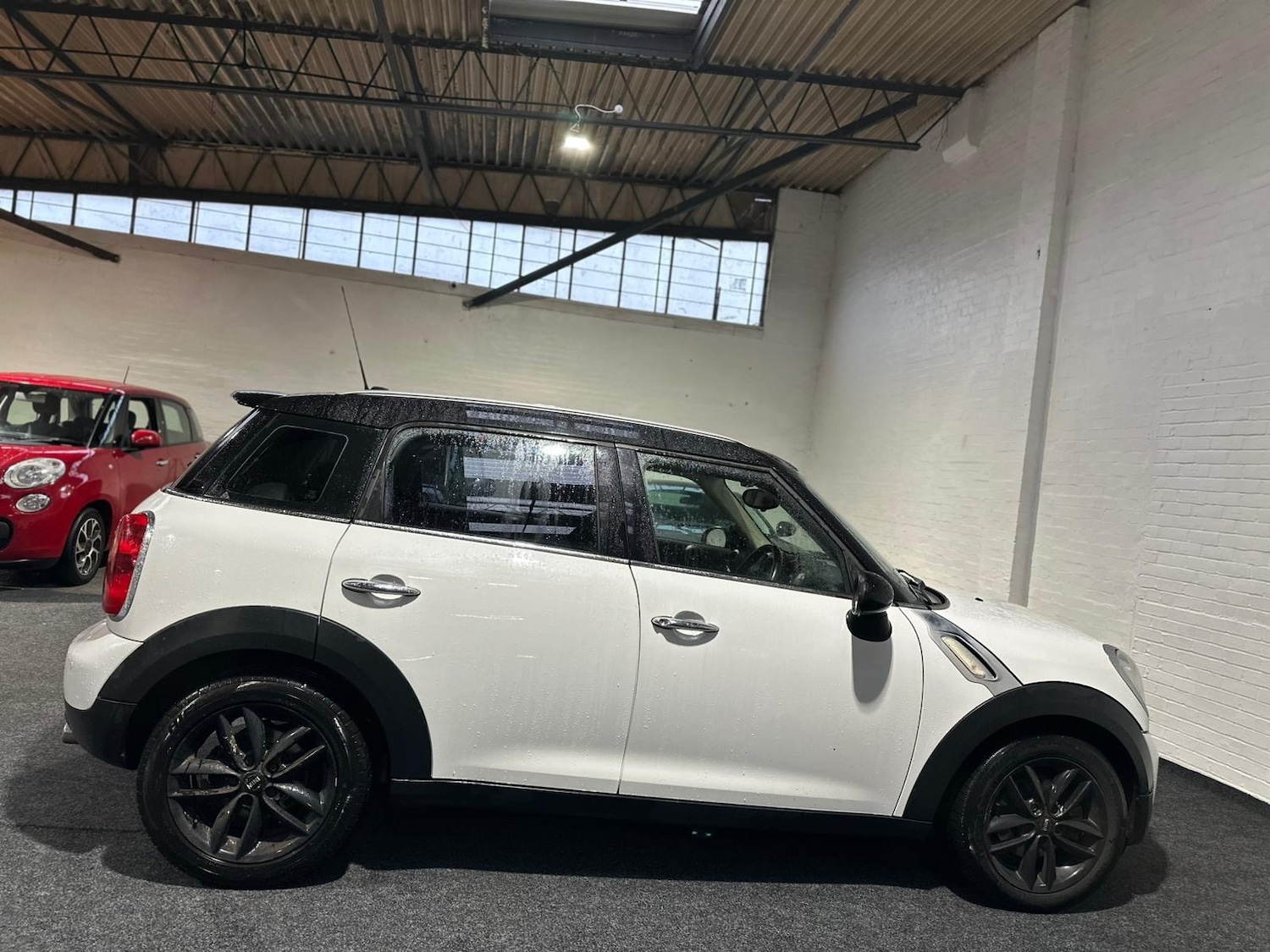 Used MINI Countryman 2011 for sale - 76664592: Photo 2