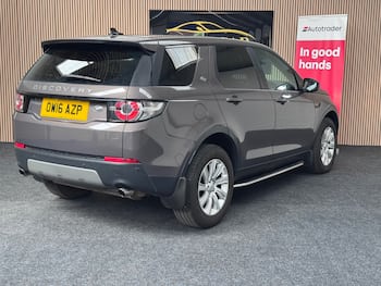 Used Land Rover Discovery Sport 2016 for sale - 79725358: Photo