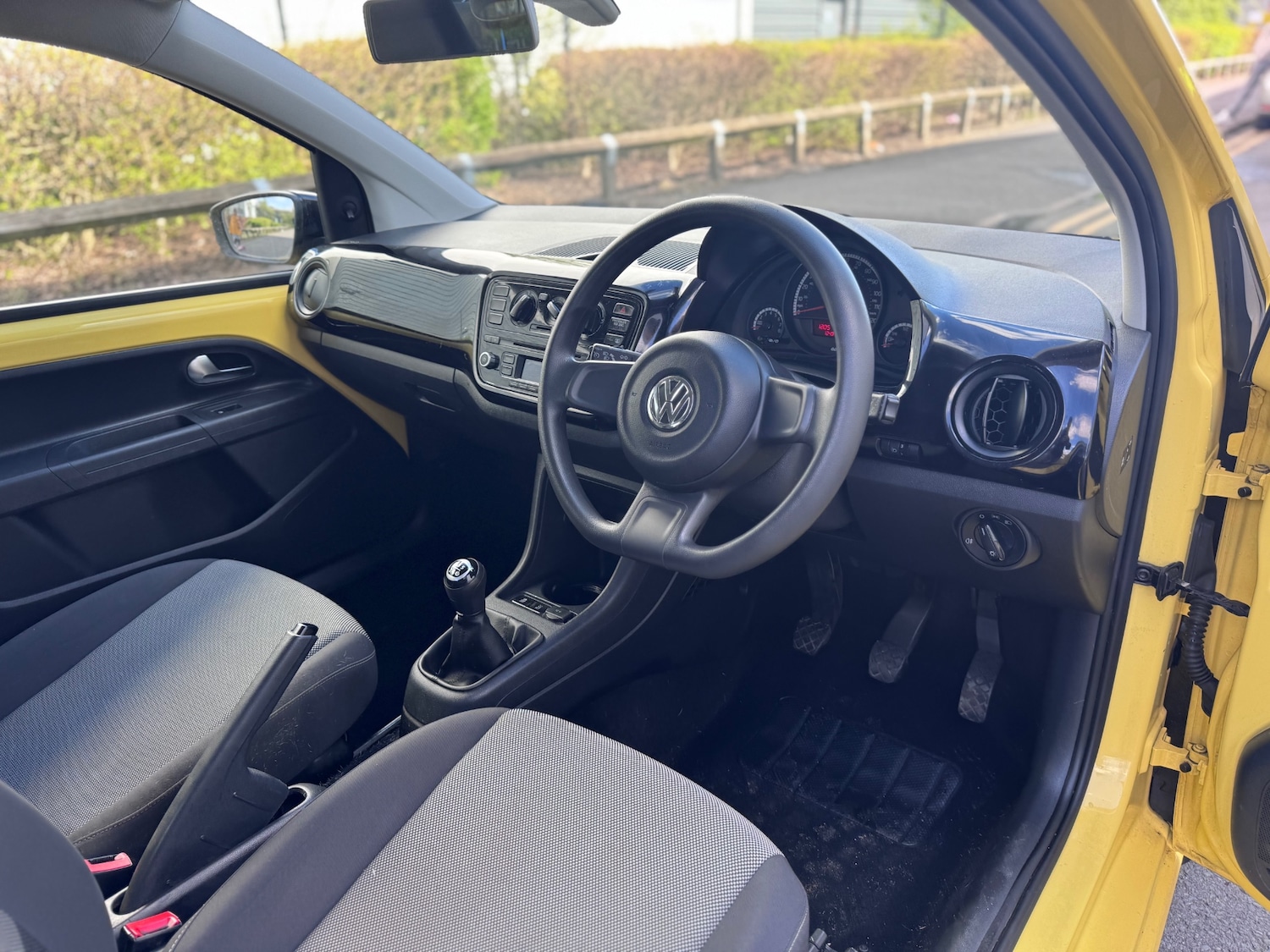 Used Volkswagen up! 2016 for sale - 78112368: Photo 16