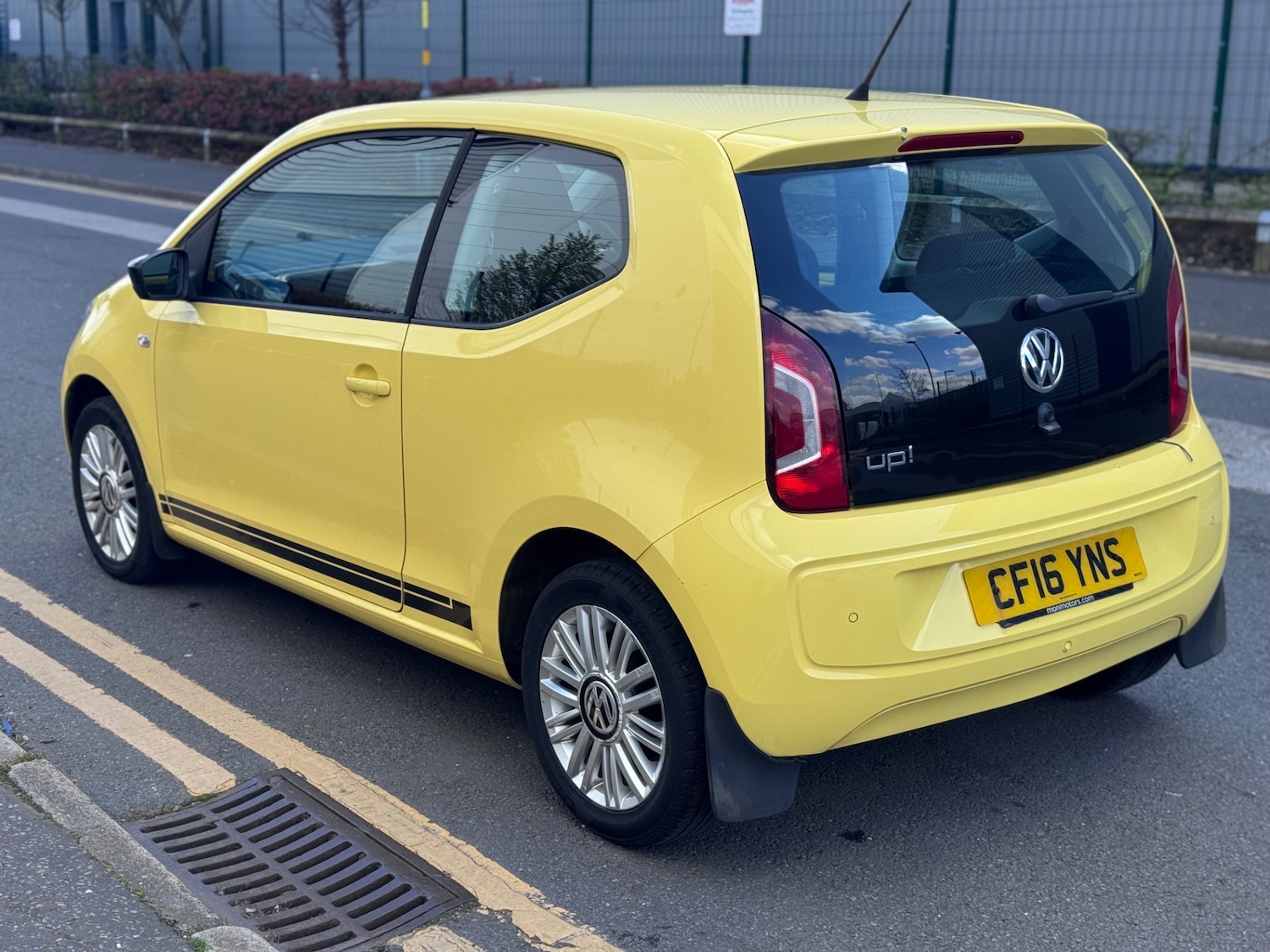 Used Volkswagen up! 2016 for sale - 78112368: Photo 5