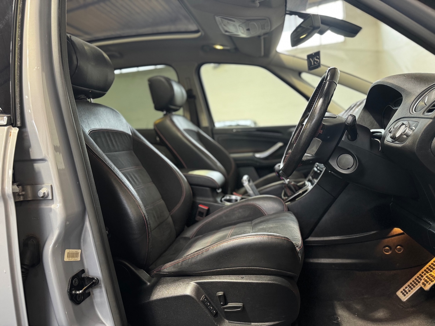 Used Ford S-Max 2012 for sale - 77662510: Photo 17