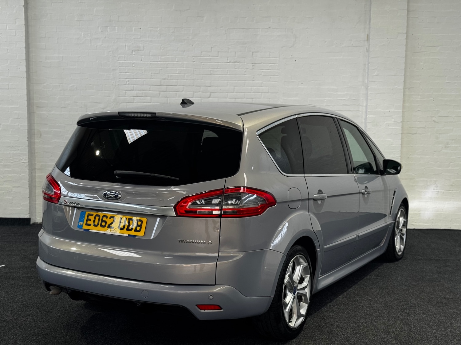 Used Ford S-Max 2012 for sale - 77662510: Photo 3