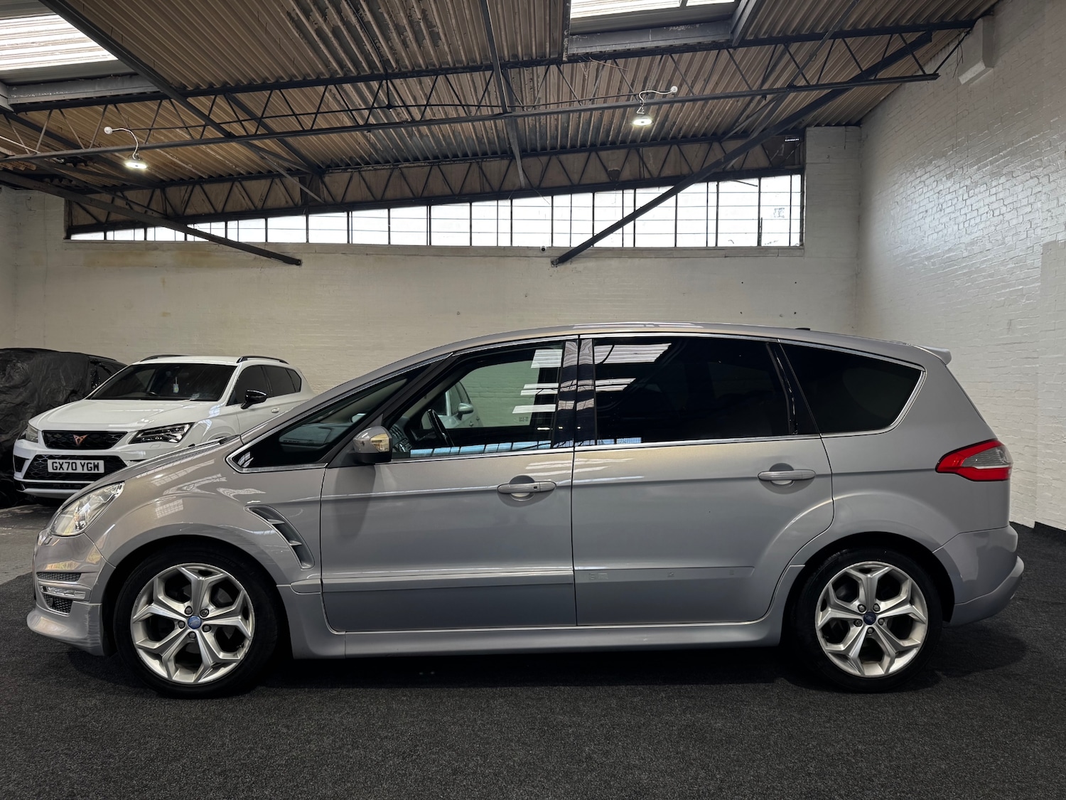 Used Ford S-Max 2012 for sale - 77662510: Photo 6