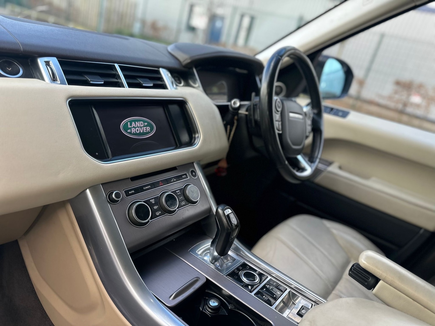 Used Land Rover Range Rover Sport 2013 for sale - 77851842: Photo 18