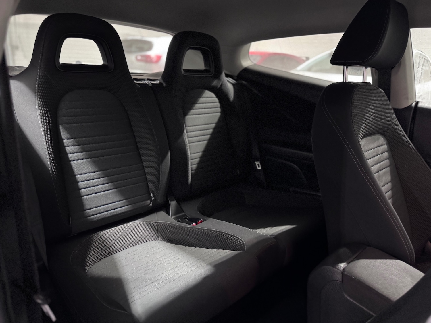 Used Volkswagen Scirocco 2011 for sale - 76739016: Photo 11