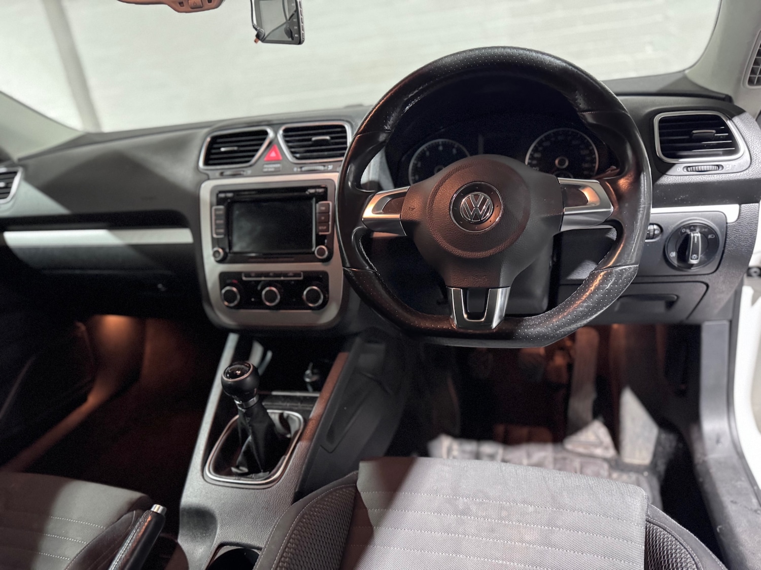 Used Volkswagen Scirocco 2011 for sale - 76739016: Photo 14