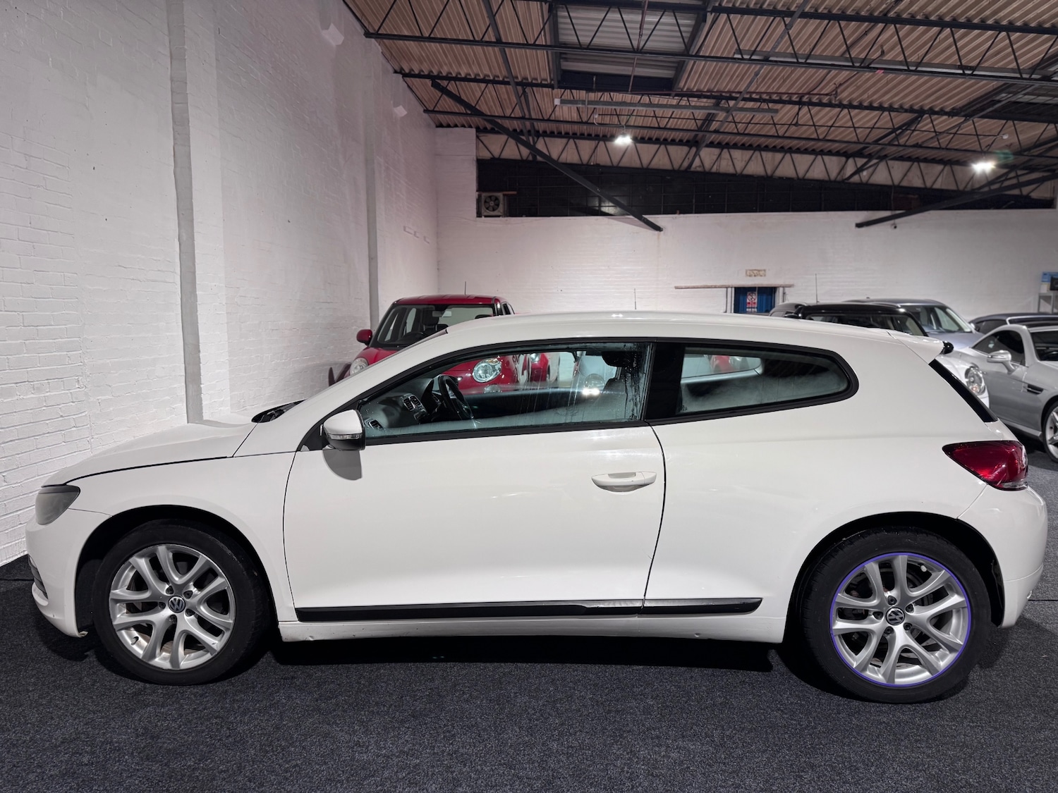 Used Volkswagen Scirocco 2011 for sale - 76739016: Photo 6