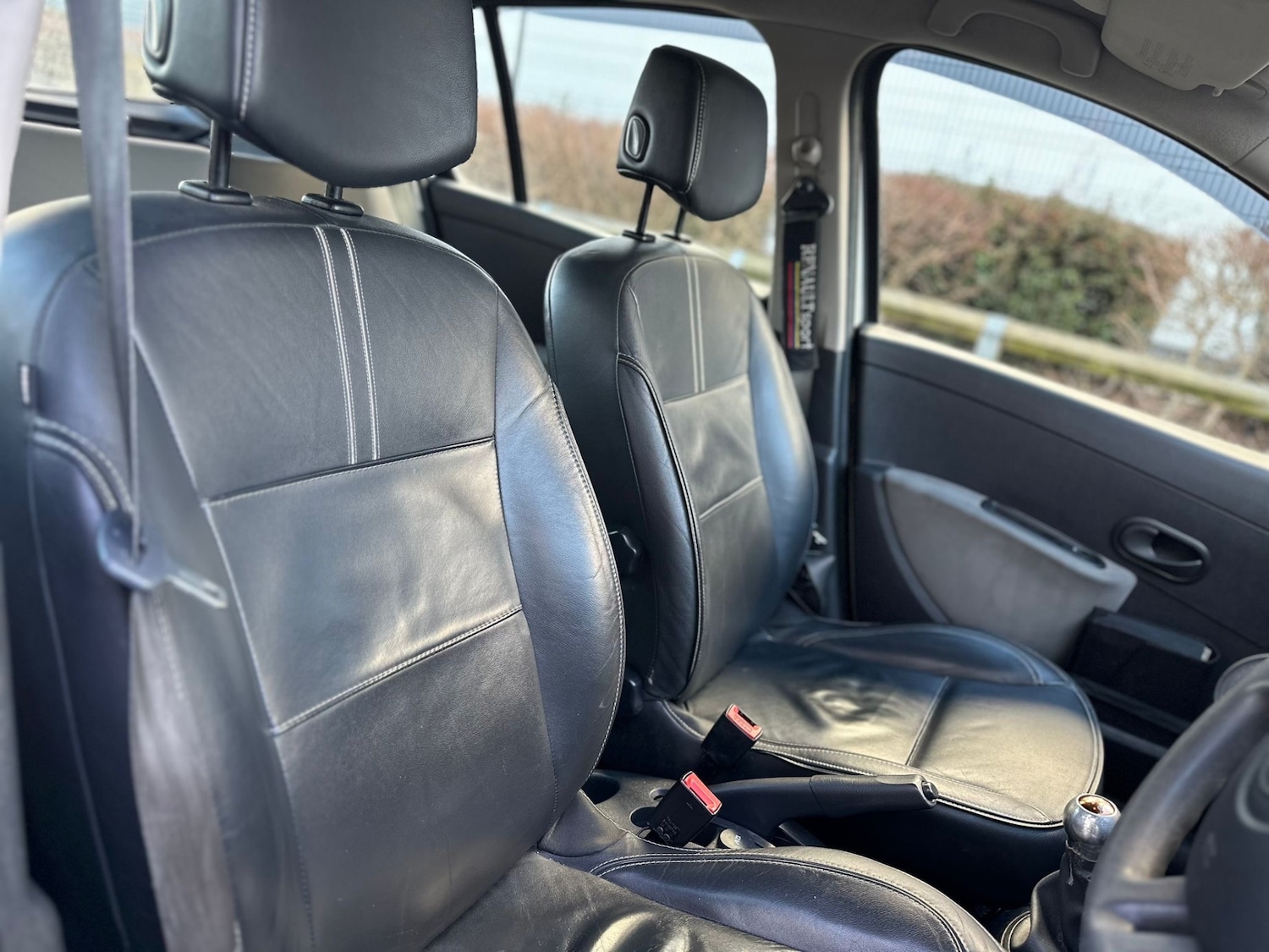 Used Renault Clio 2011 for sale - 77160099: Photo 14