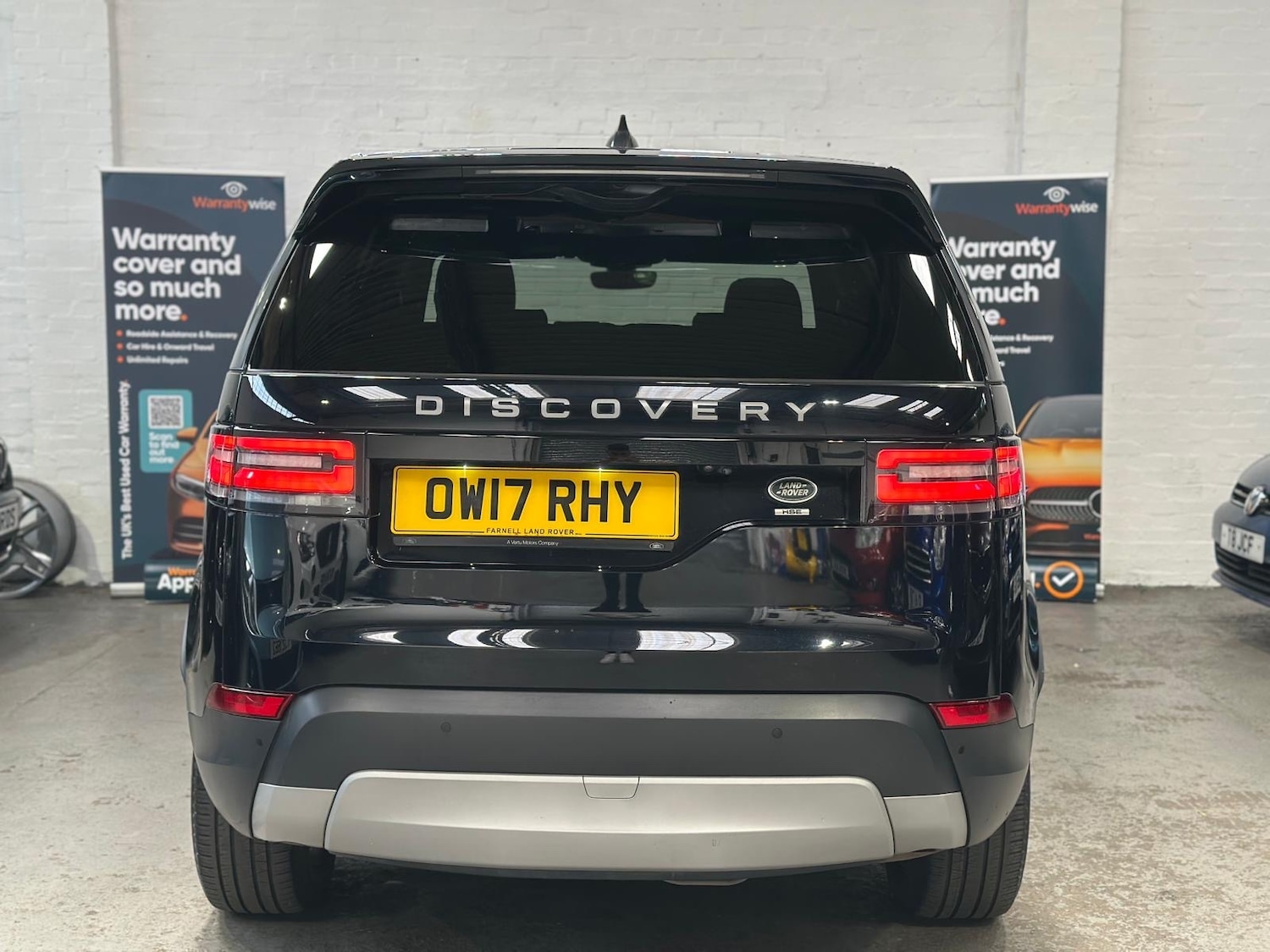 Used Land Rover Discovery 2017 for sale - 77140450: Photo 4