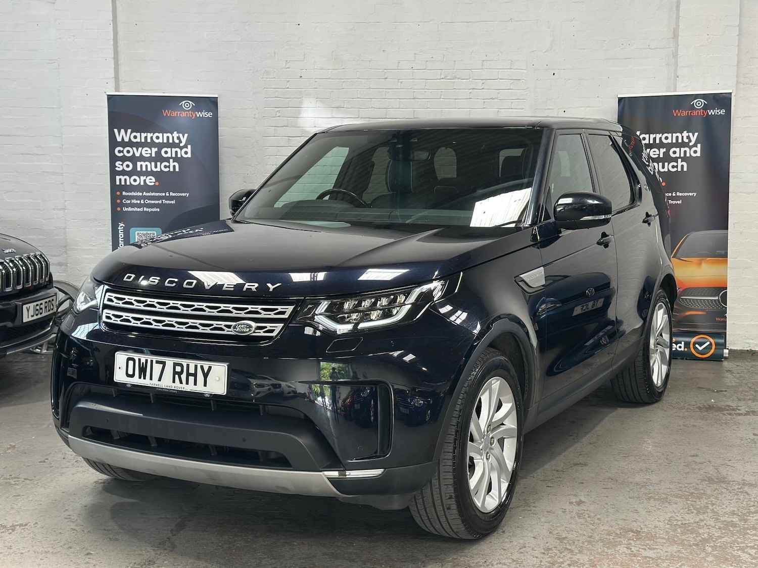 Used Land Rover Discovery 2017 for sale - 77140450: Photo 7