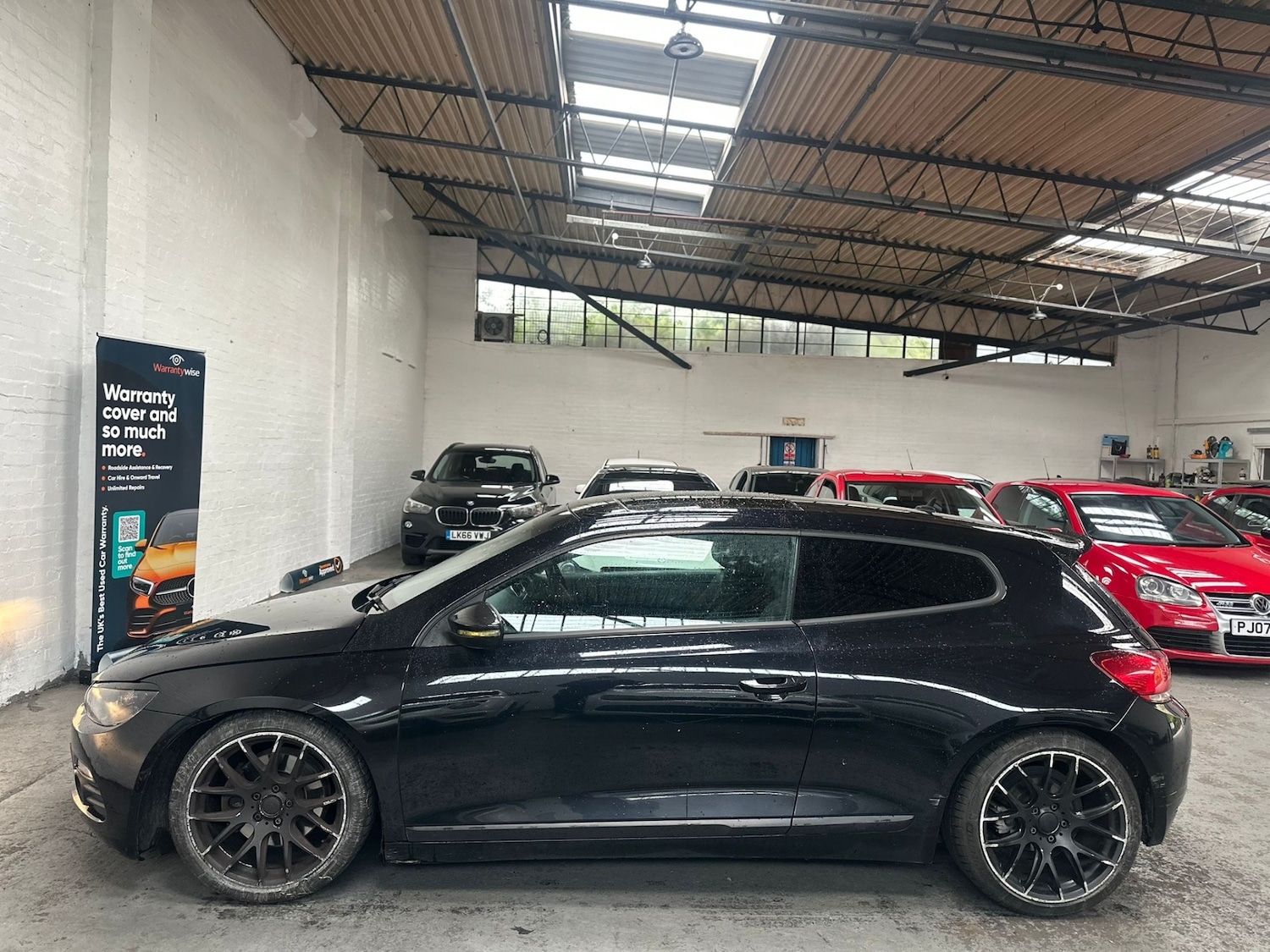 Used Volkswagen Scirocco 2009 for sale - 76300851: Photo 6
