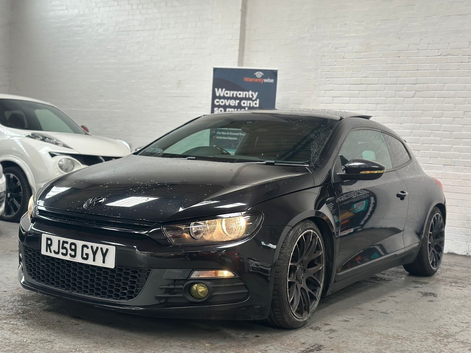 Used Volkswagen Scirocco 2009 for sale - 76300851: Photo 7