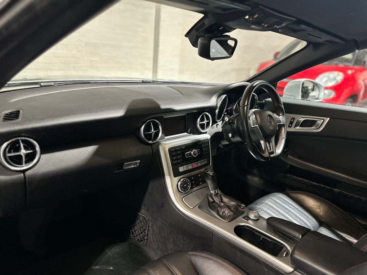 Used Mercedes-Benz SLK 2013 for sale - 76726175: Photo 18