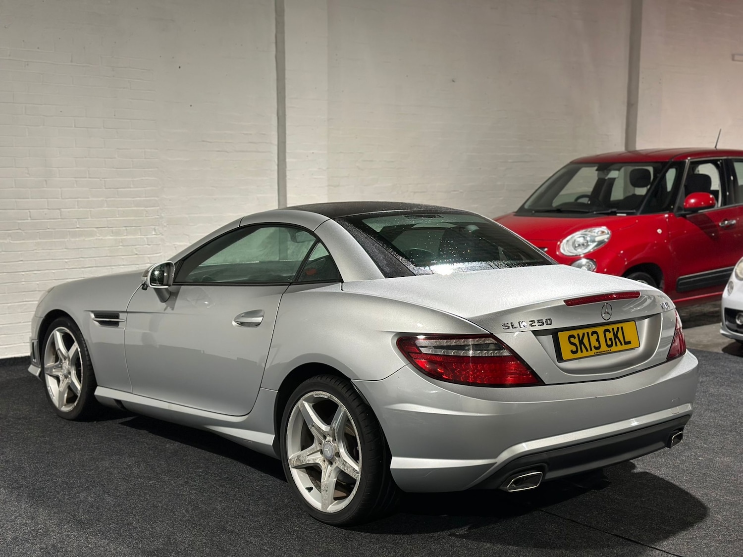 Used Mercedes-Benz SLK 2013 for sale - 76726175: Photo 5