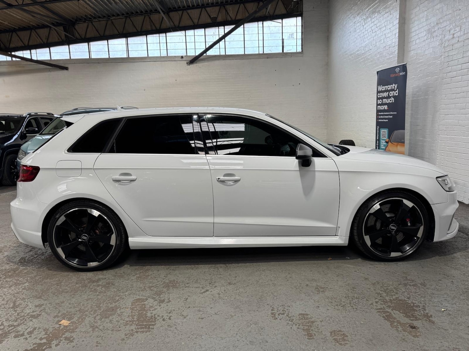 Used Audi RS3 2016 for sale - 77272607: Photo 2