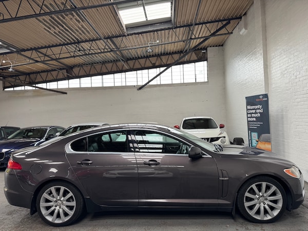 Used Jaguar XF 2009 for sale - 76300845: Photo 2