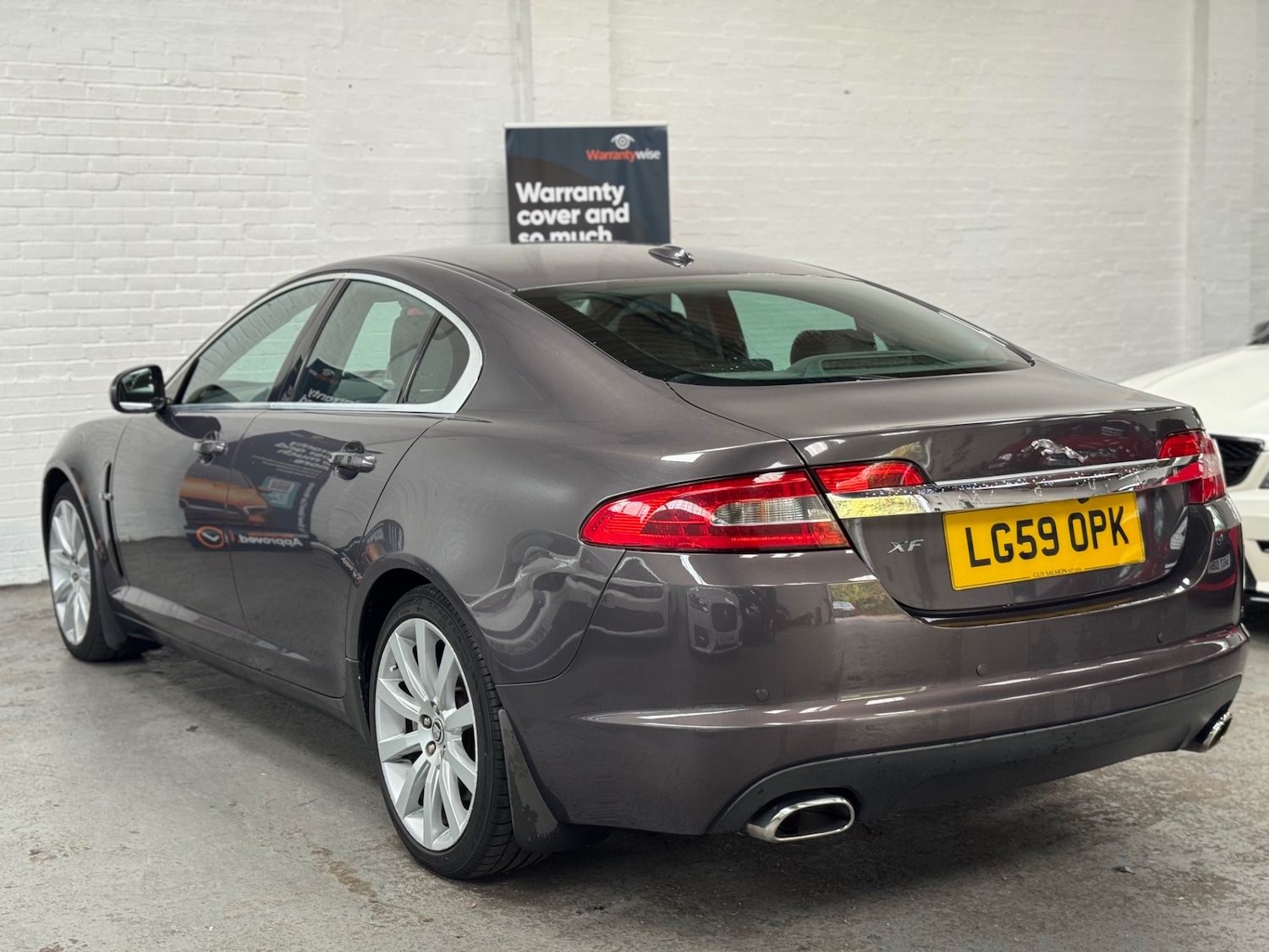 Used Jaguar XF 2009 for sale - 76300845: Photo 5