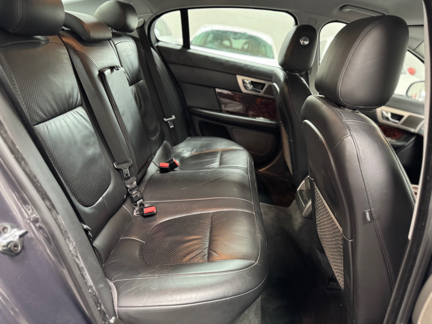 Used Jaguar XF 2009 for sale - 76300845: Photo 8