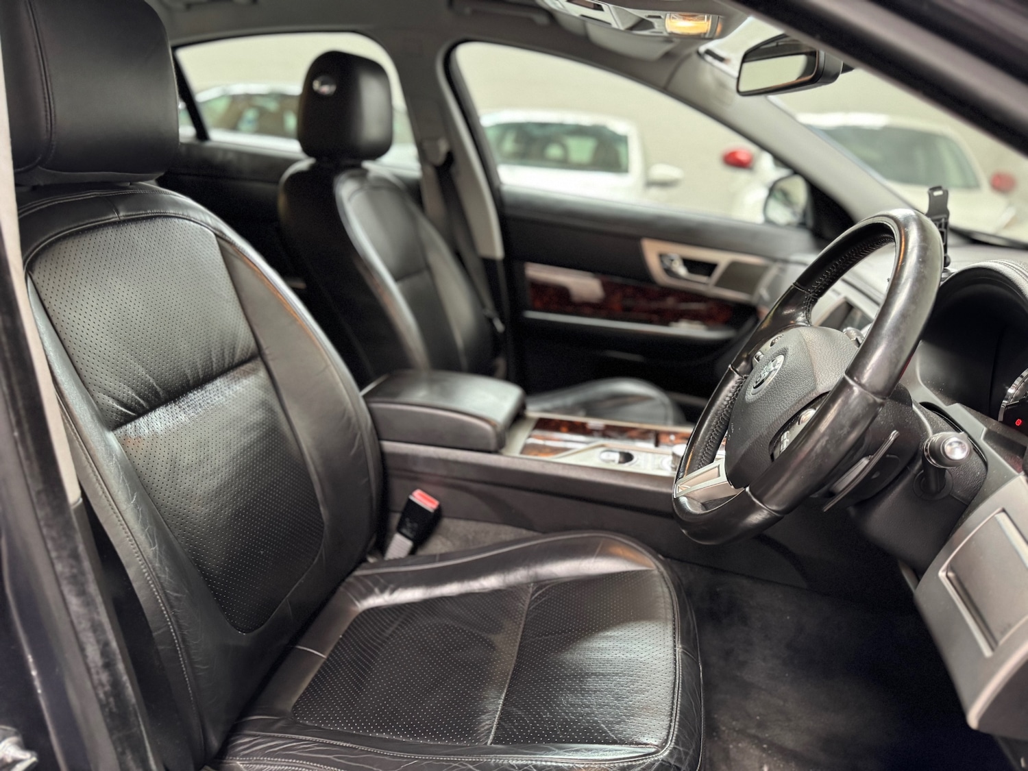 Used Jaguar XF 2009 for sale - 76300845: Photo 9