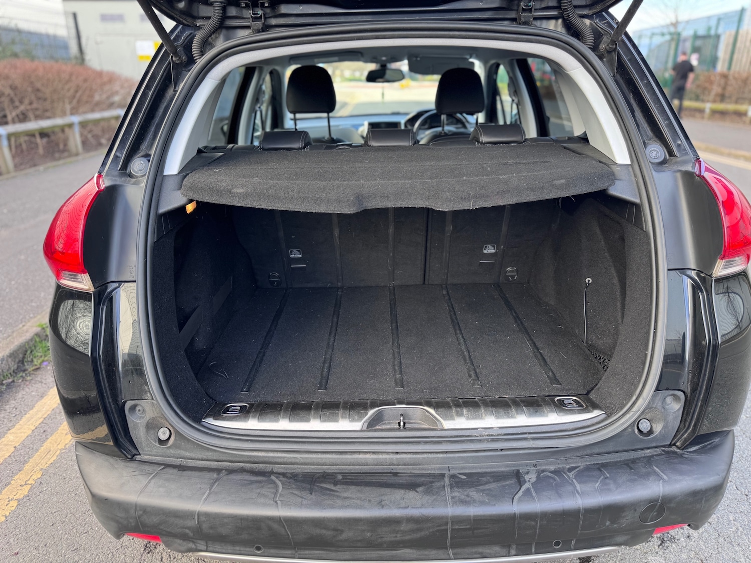 Used Peugeot 2008 2015 for sale - 77715997: Photo 11