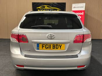 Used Toyota Avensis 2011 for sale - 79668675: Photo