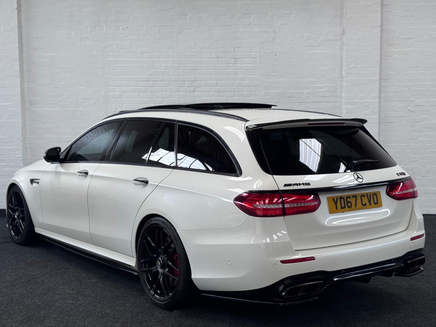 Used Mercedes-Benz E Class 2018 for sale - 77629035: Photo 5