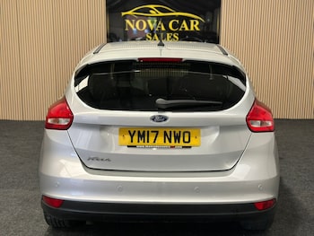 Used Ford Focus 2017 for sale - 78760833: Photo