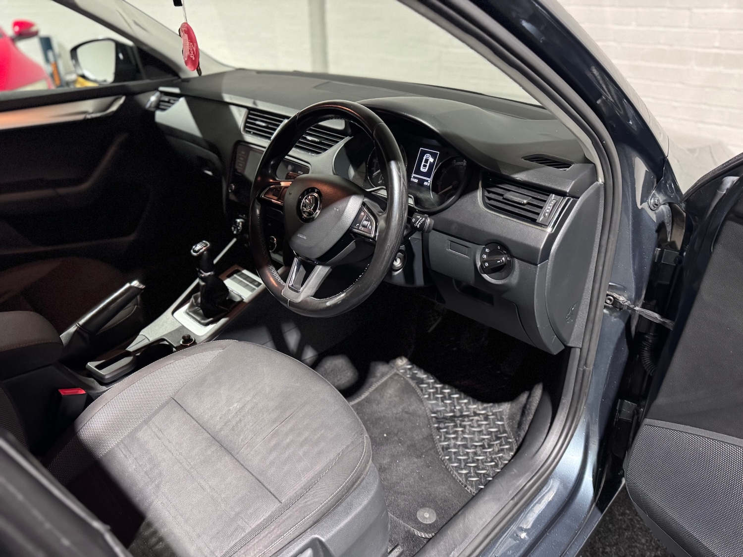 Used Skoda Octavia 2017 for sale - 77160811: Photo 18