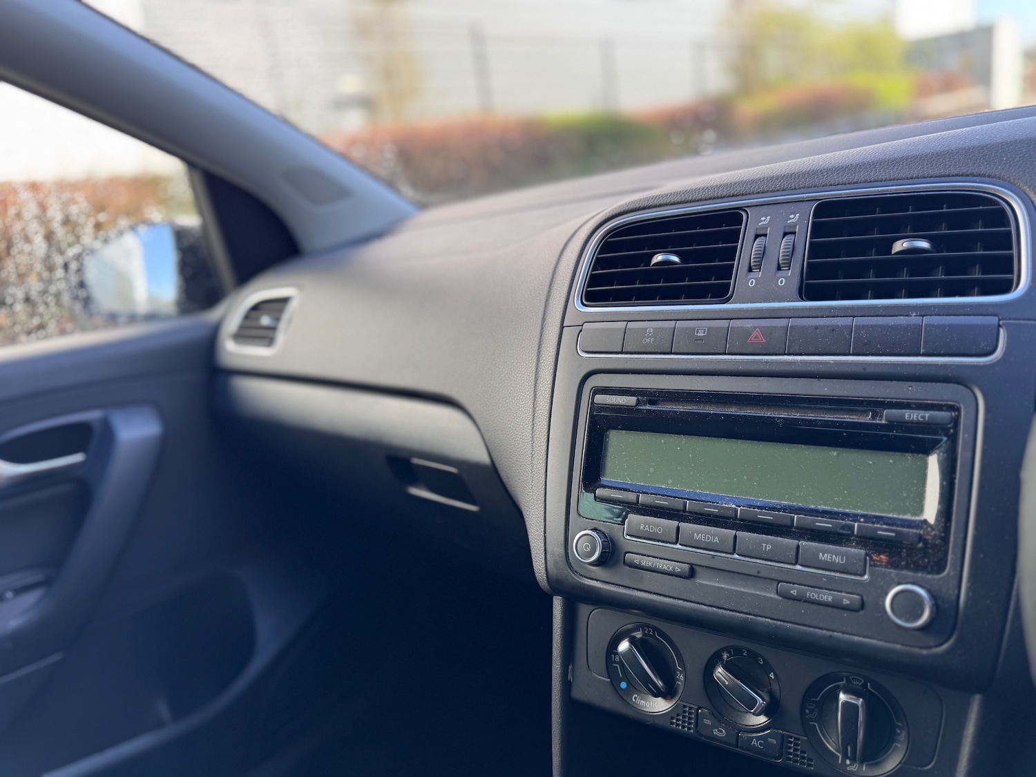 Used Volkswagen Polo 2010 for sale - 77973565: Photo 19