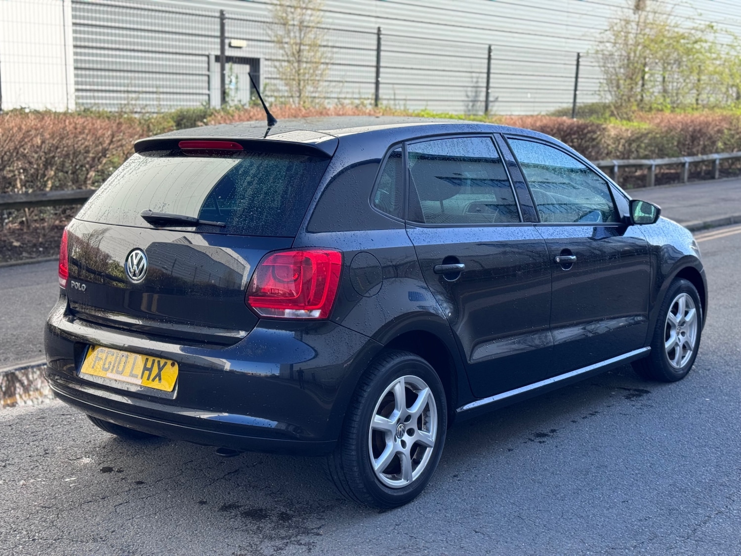 Used Volkswagen Polo 2010 for sale - 77973565: Photo 3