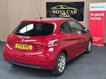 Used Peugeot 208 2015 for sale - 79841857: Photo