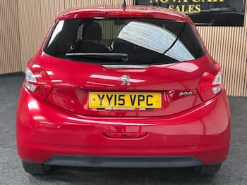 Used Peugeot 208 2015 for sale - 79841857: Photo