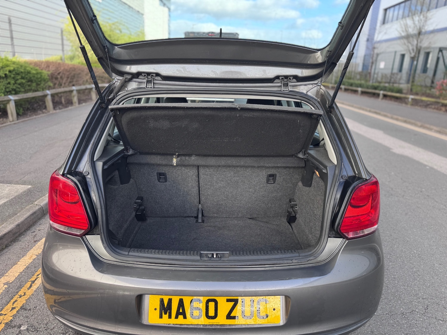 Used Volkswagen Polo 2010 for sale - 78067808: Photo 11