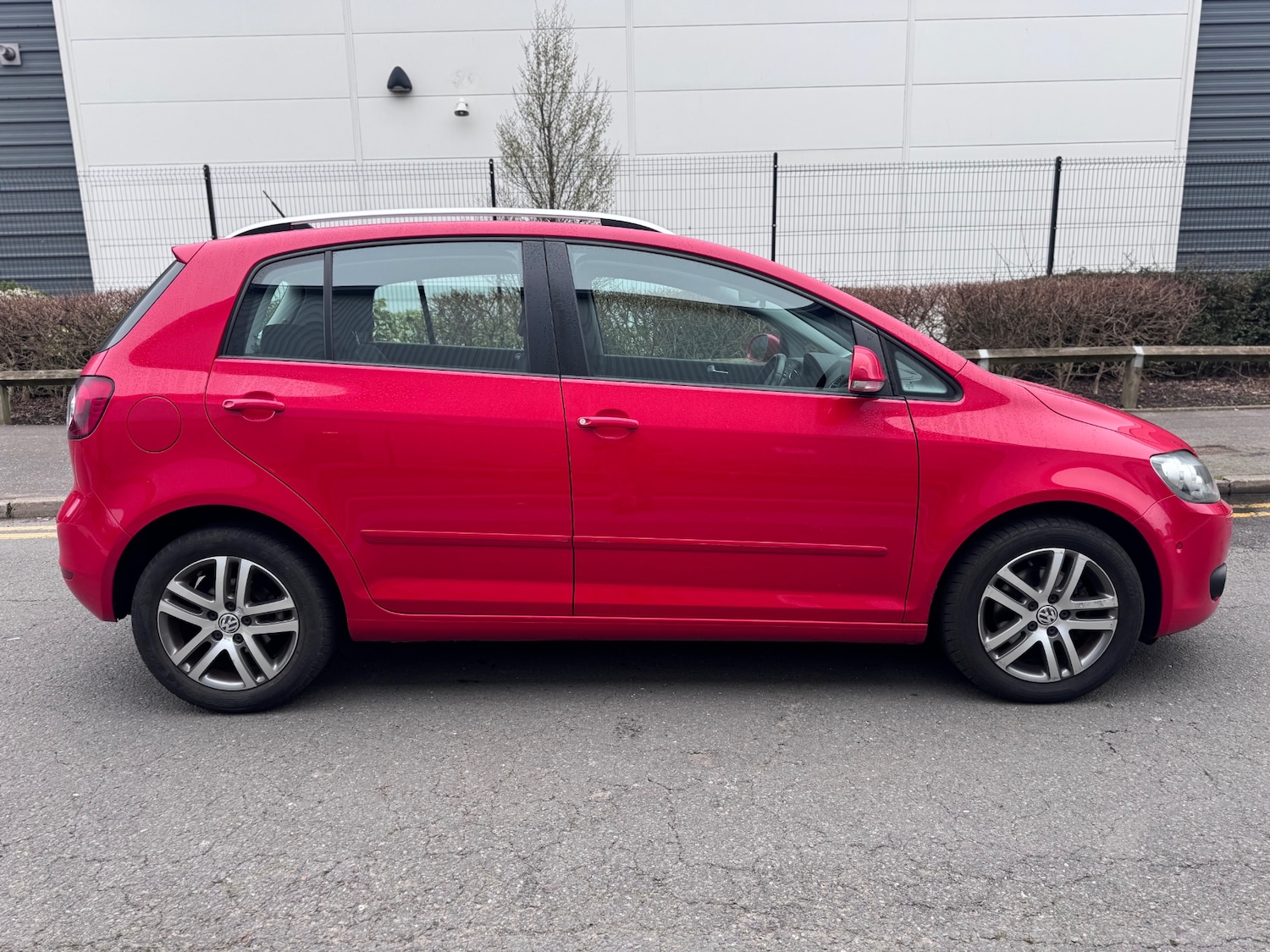 Used Volkswagen Golf Plus 2013 for sale - 77804026: Photo 2