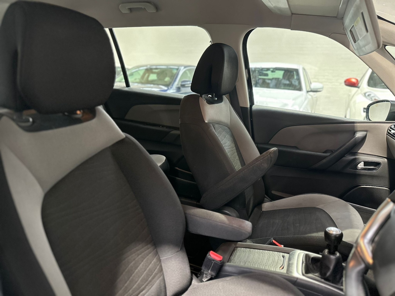 Used Citroen C4 Grand Picasso 2014 for sale - 76192112: Photo 16
