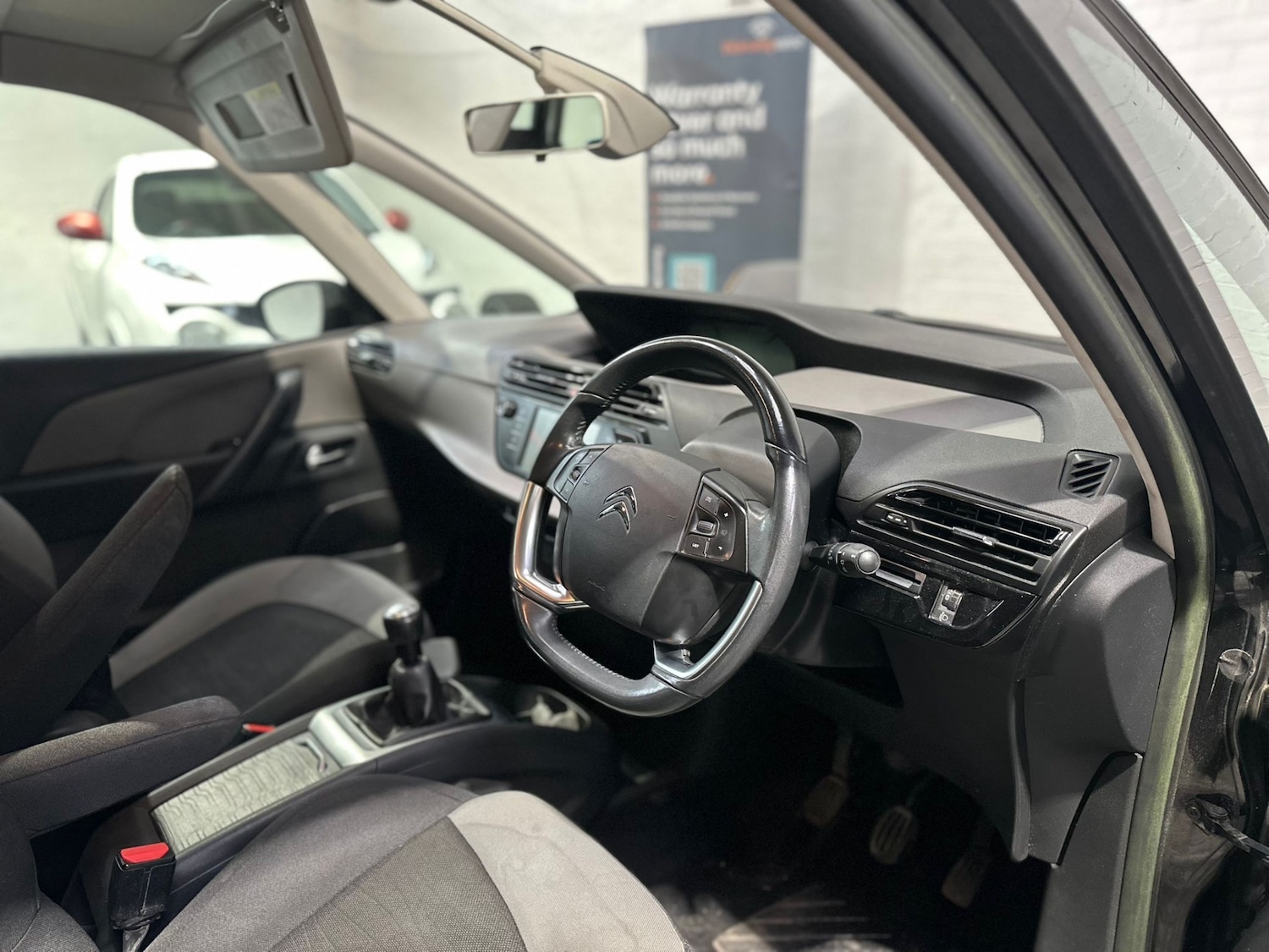 Used Citroen C4 Grand Picasso 2014 for sale - 76192112: Photo 17