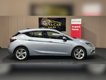 Used Vauxhall Astra 2017 for sale - 79394268: Photo