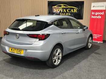Used Vauxhall Astra 2017 for sale - 79394268: Photo