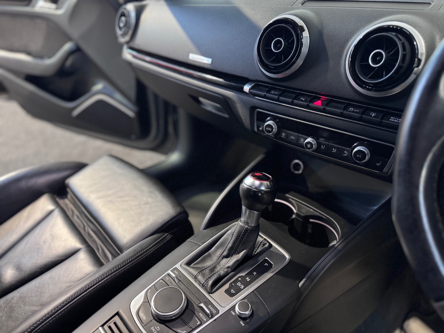 Used Audi RS3 2015 for sale - 76935427: Photo 12