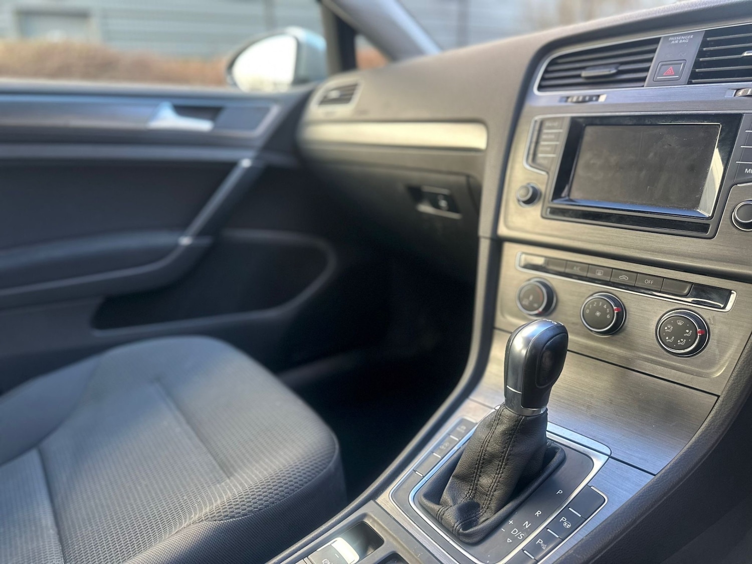 Used Volkswagen Golf 2013 for sale - 77720910: Photo 16