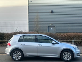 Used Volkswagen Golf 2013 for sale - 77720910: Photo