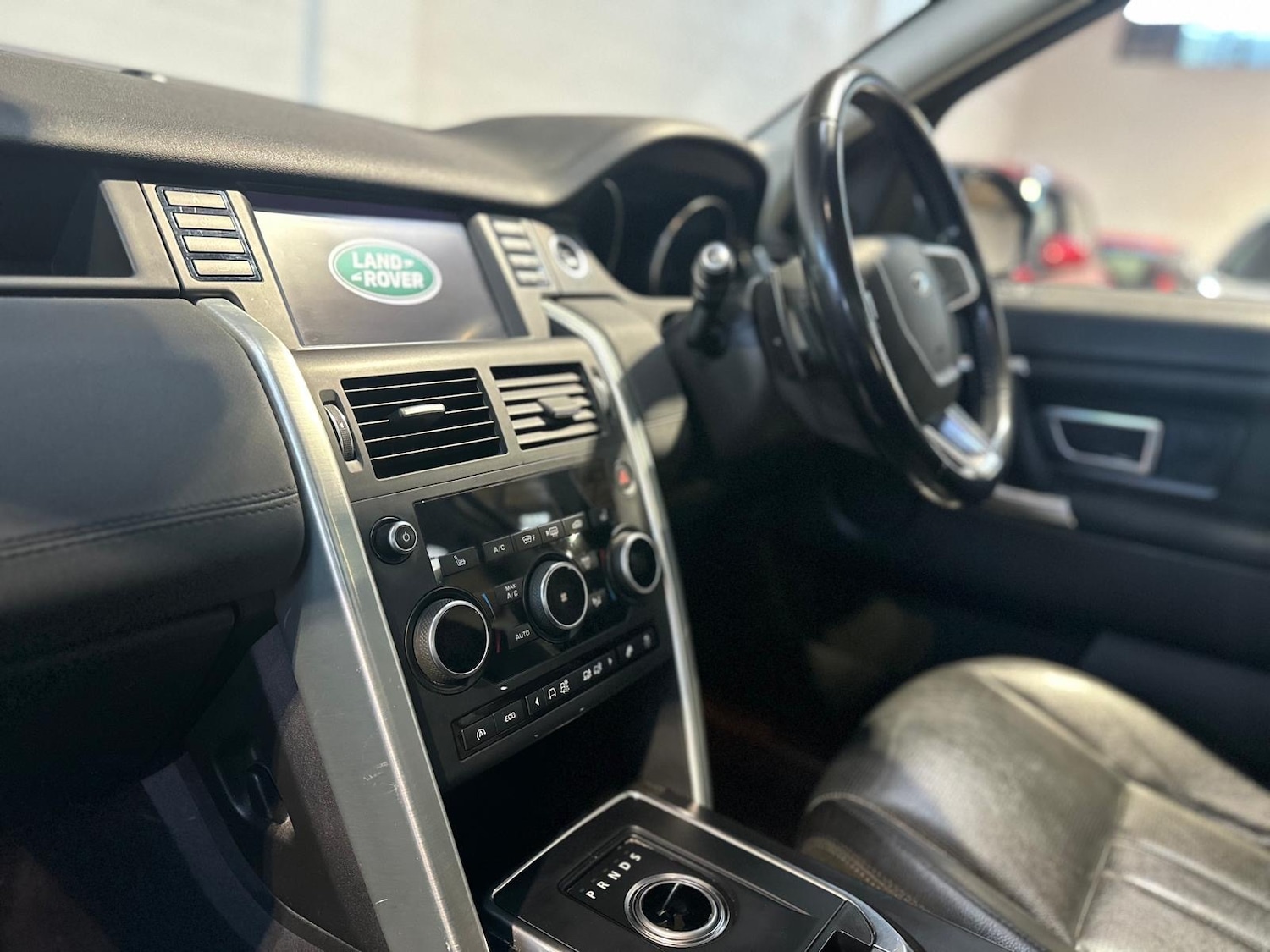 Used Land Rover Discovery Sport 2015 for sale - 76784715: Photo 17