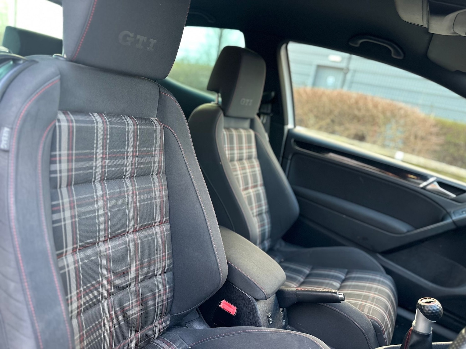 Used Volkswagen Golf 2011 for sale - 77797992: Photo 15