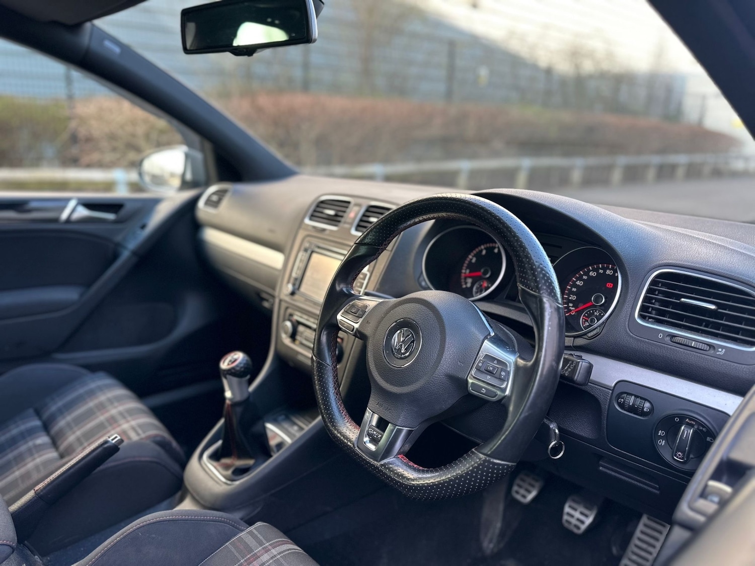 Used Volkswagen Golf 2011 for sale - 77797992: Photo 17