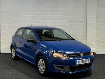 Used Volkswagen Polo 2010 for sale - 77707383: Photo